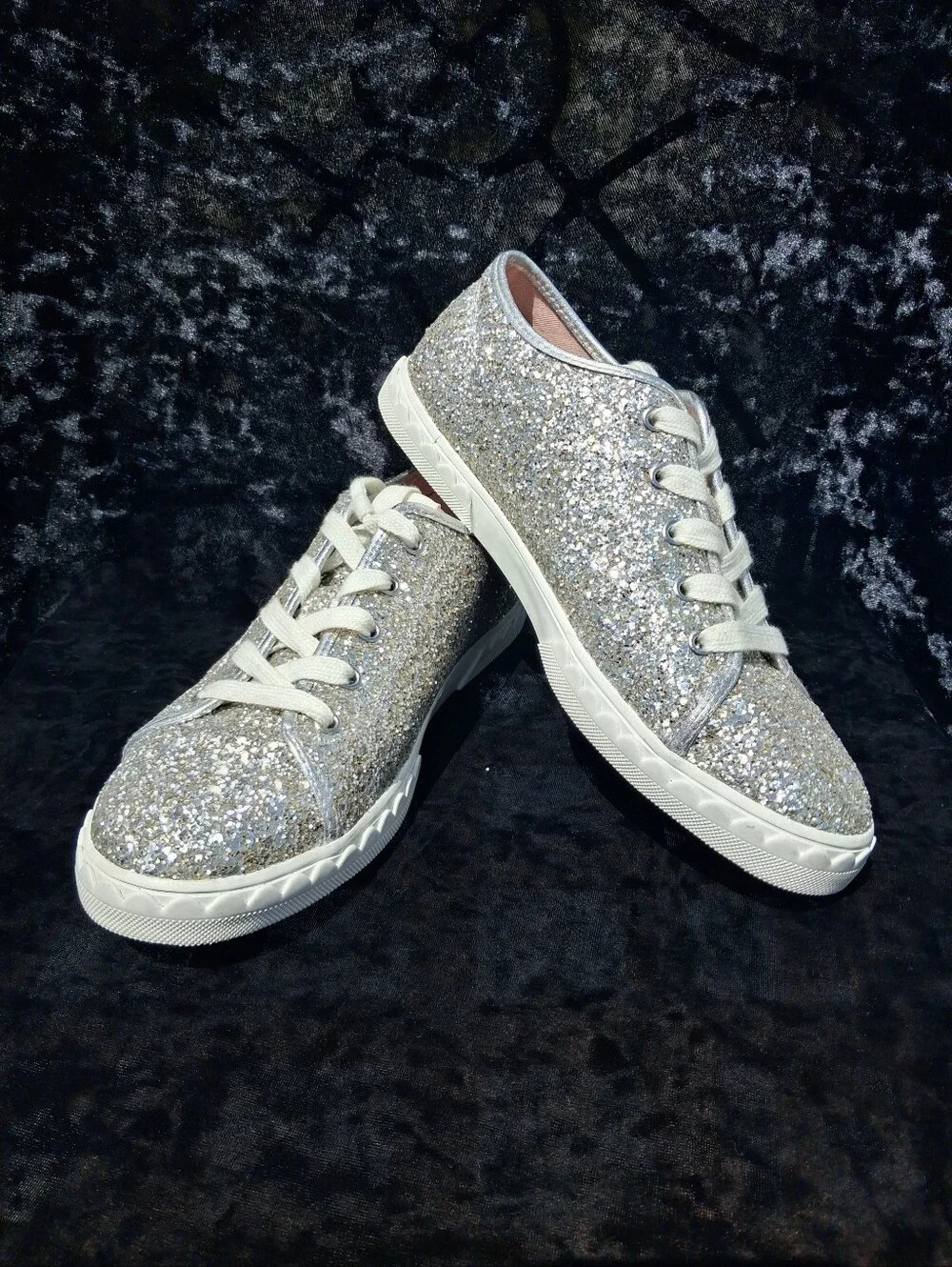 Kate Spade New York Vale Silver Glitter Lace Up Fashion Sneakers Size 7.5